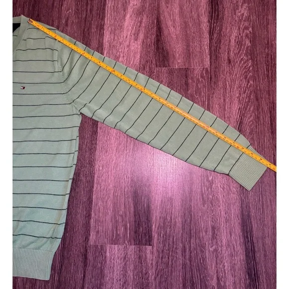 Tommy Hilfiger Men's Green and Blue Jumper Size M - Picture 3 of 7